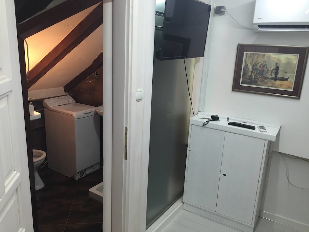 Фото Guesthouse Athos