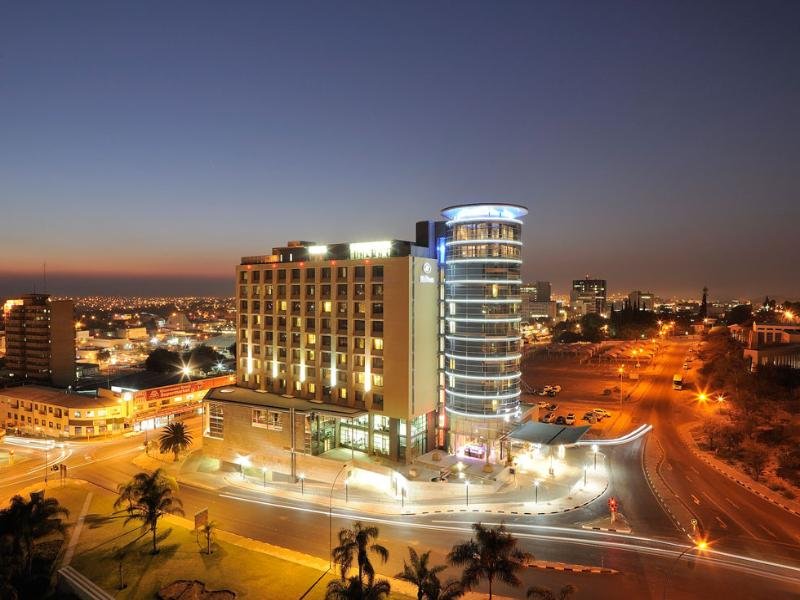 Фото отеля 2