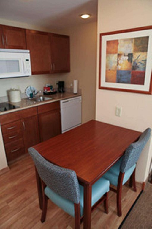 Фото Homewood Suites by Hilton Orland Park