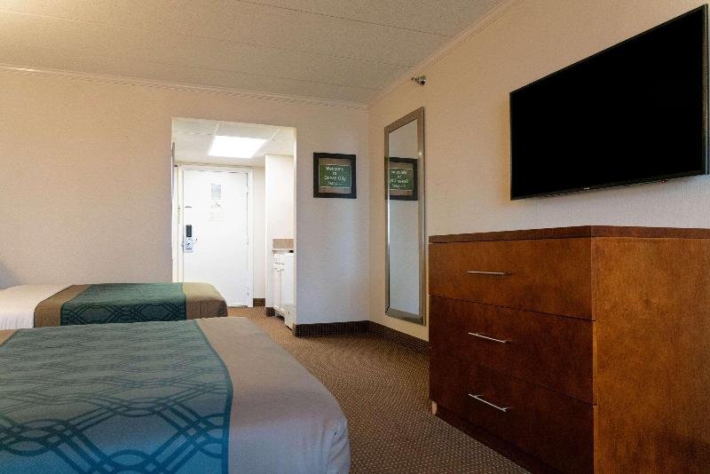 Фото Econo Lodge Oceanfront