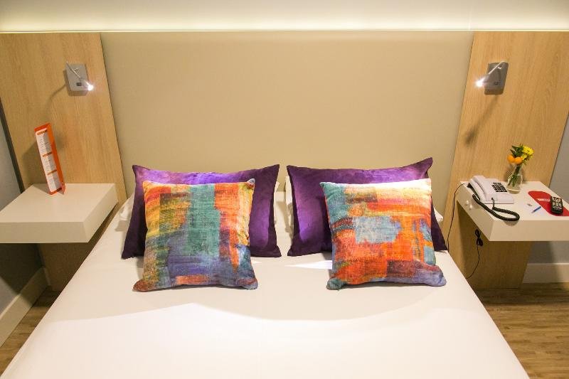 Фото Rio Hotel by Bourbon Curitiba