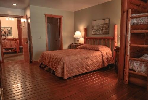 Фото Sumas Mountain Lodge
