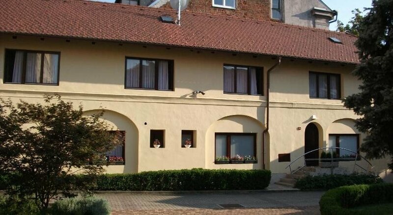 Гостиница Bed And Breakfast Kaptolski Dvori в Загребе