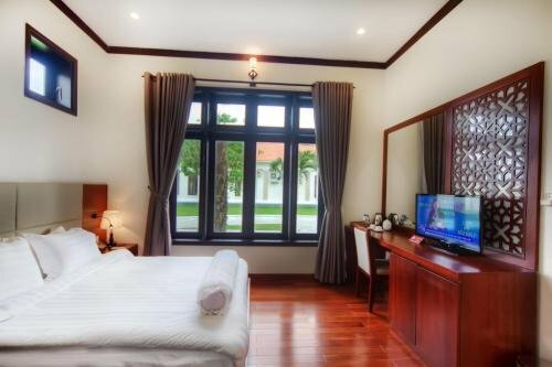 Гостиница Ban Thach Riverside Hotel & Resort в Тамки