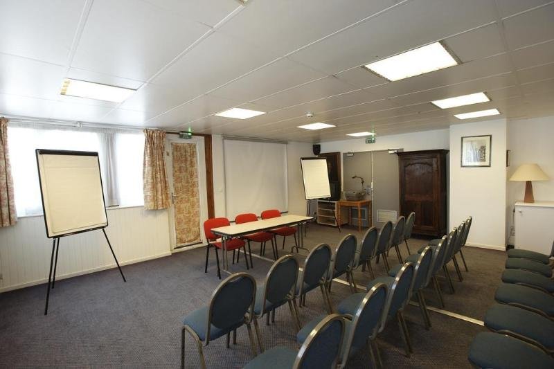 Фото Comfort Hotel Strasbourg