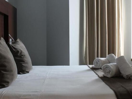 Фото Hotel Madanis Liceo