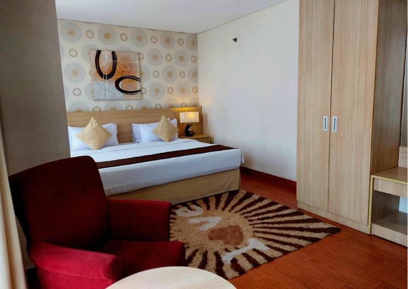 Фото Days Hotel & Suites by Wyndham Jakarta Airport