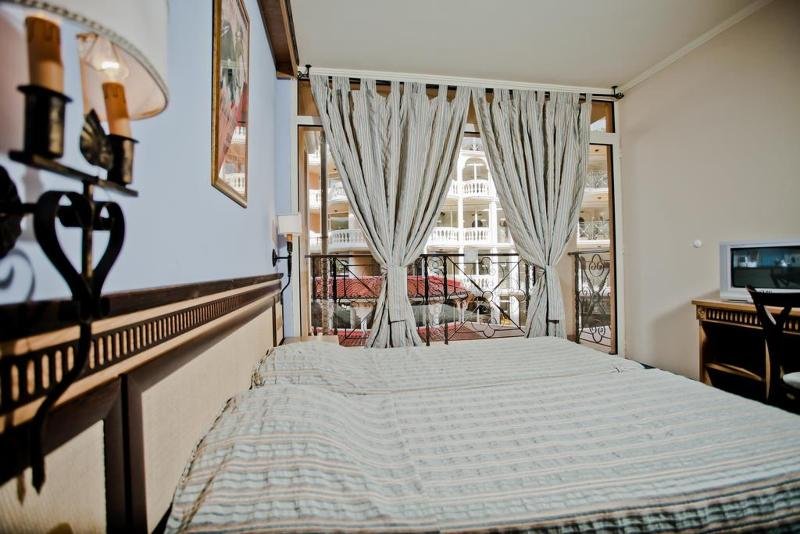 Фото Gt Atrium Beach Apartments