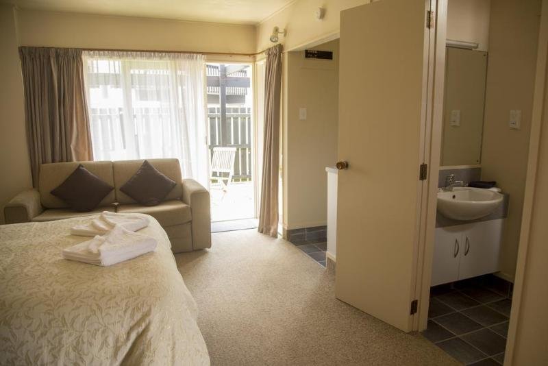 Фото Rolleston Motel