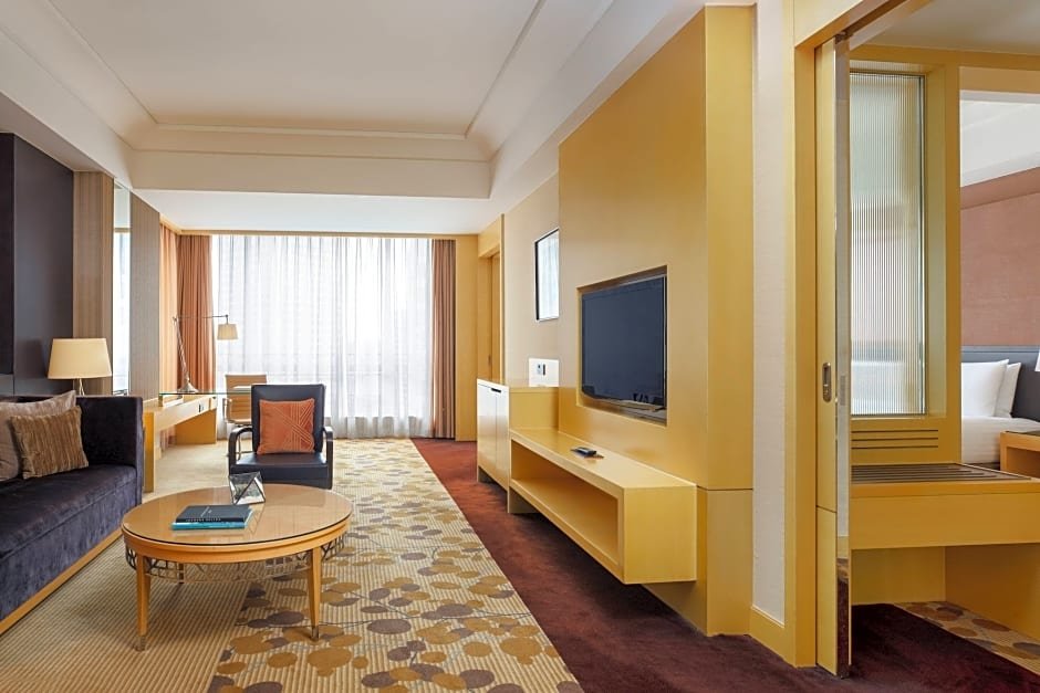 Фото Courtyard by Marriott Shanghai Central