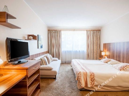 Фото Qu Hotel Augsburg