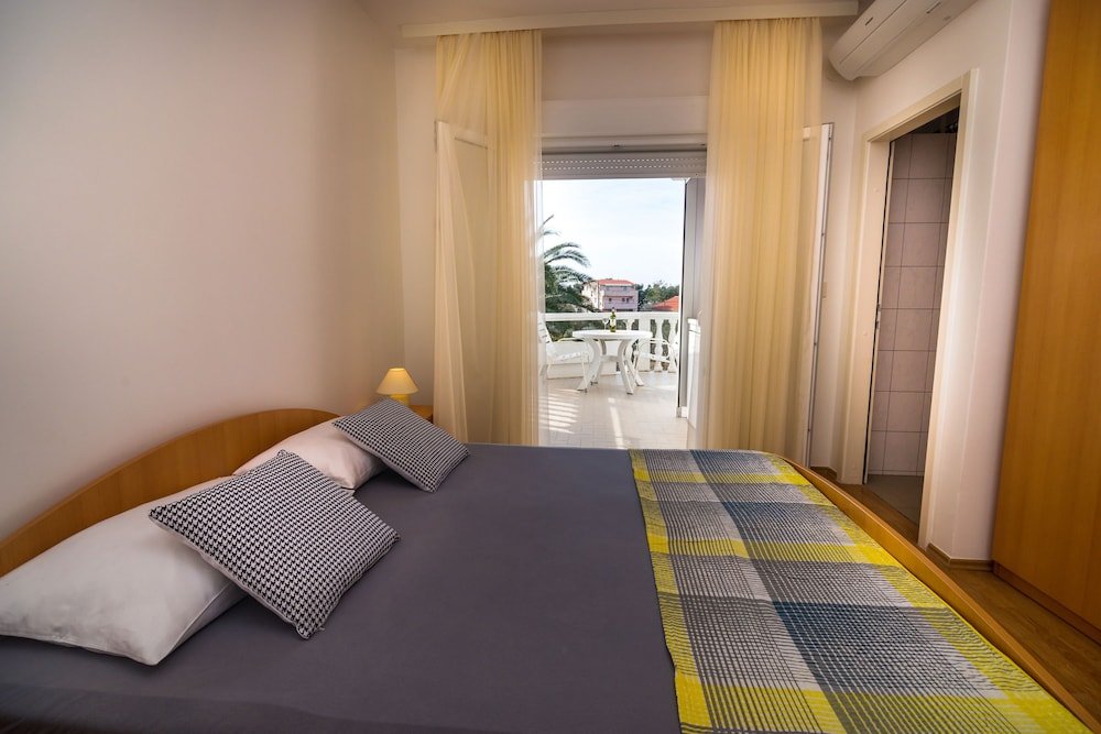 Фото Pool Apartments Galeb