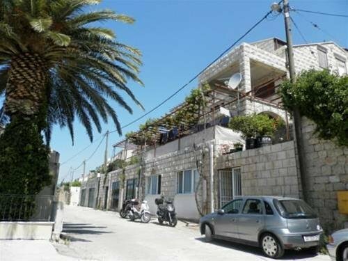 Гостиница Apartments Depozit - Dolores