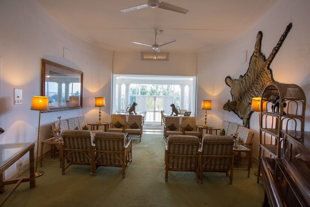 Фото Shikarbadi Hotel