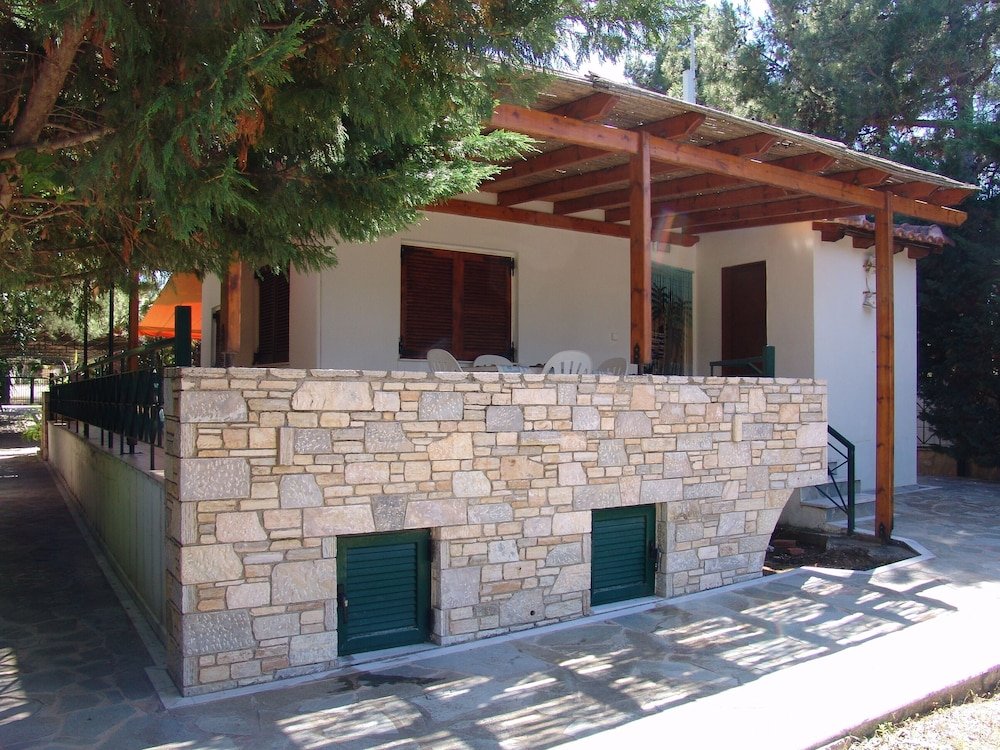 Фото Hector Villa Airport