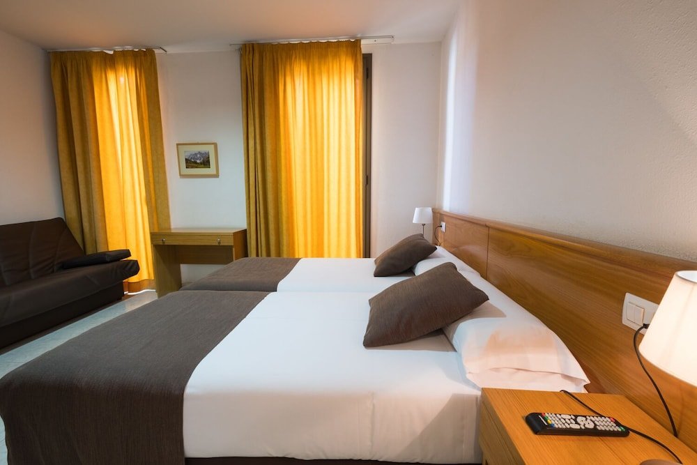 Фото Hotel Alta Garrotxa