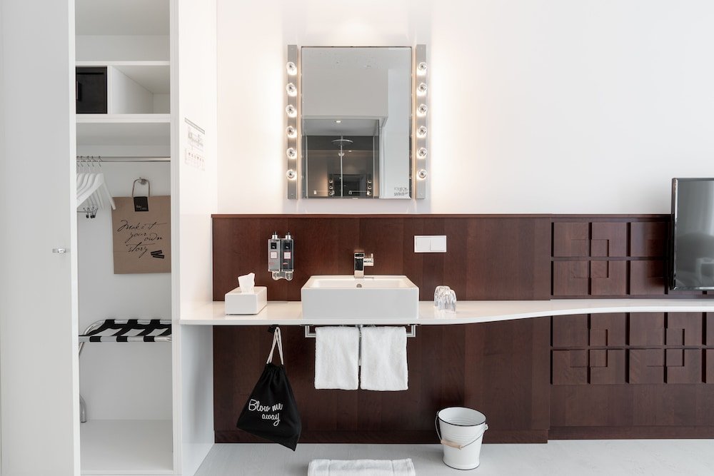 Фото Ruby Mimi Zurich