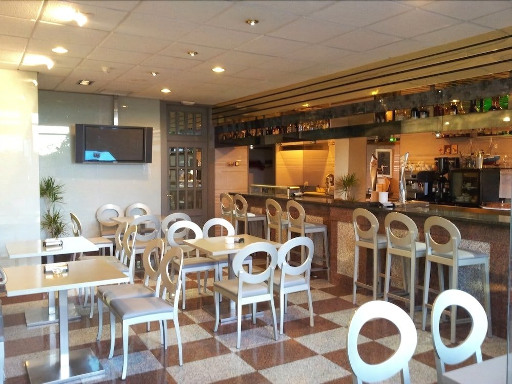 Фото Hotel Apartamentos Don Carlos