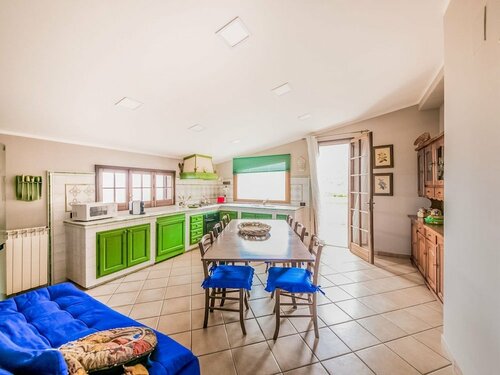 Гостиница Spacious Apartment With Communal Pool Near the Sea в Кастелламмаре-дель-Гольфо