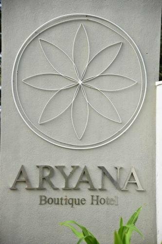 Гостиница Aryana Hotel