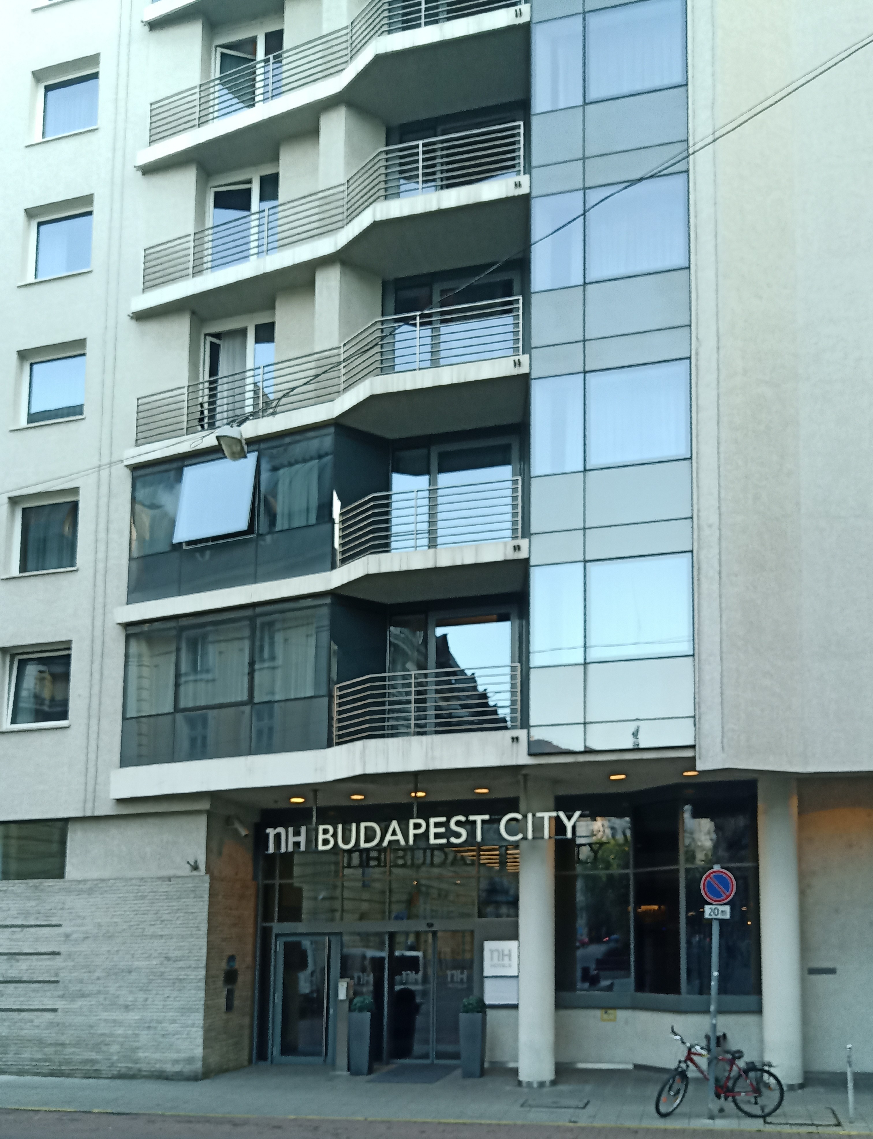 Фото Nh Budapest City