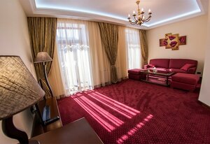 Elegant (Tsaghkadzor, Tandzaghbyur Street, 11), hotel