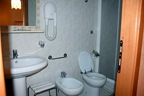 Фото Hotel Urbis