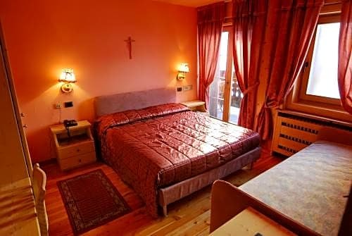 Фото Hotel La Montanina