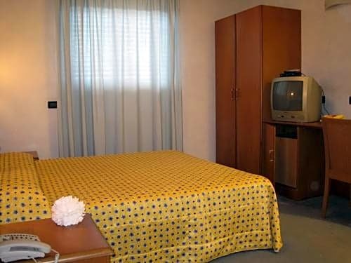 Фото Hotel Italia