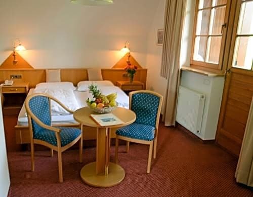 Фото Hotel Lengsteinerhof