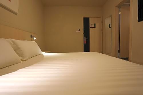 Фото Jinjiang Inn Beijing Wangfujing