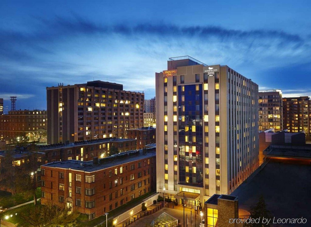 Фото Hampton Inn Silver Spring