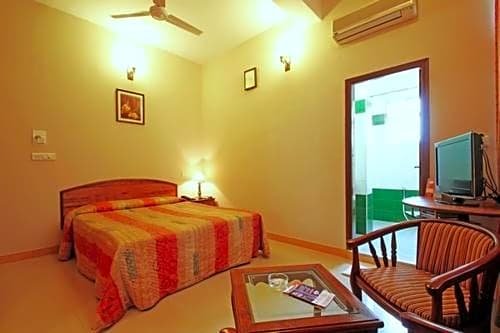 Фото Cross Roads Inn