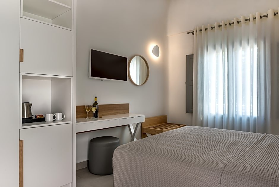 Фото Strogili Hotel - Adults Only