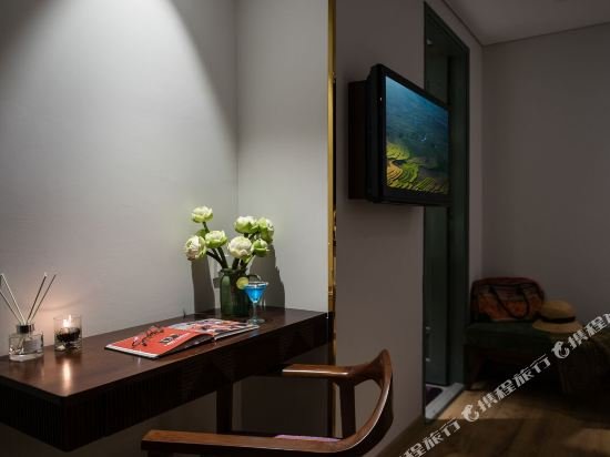 Фото Au Lac Legend Hotel