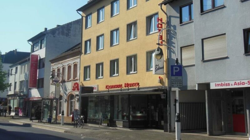 Гостиница Central Hotel Troisdorf в Тройсдорфе