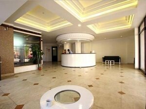 Гостиница The Manor Hotel