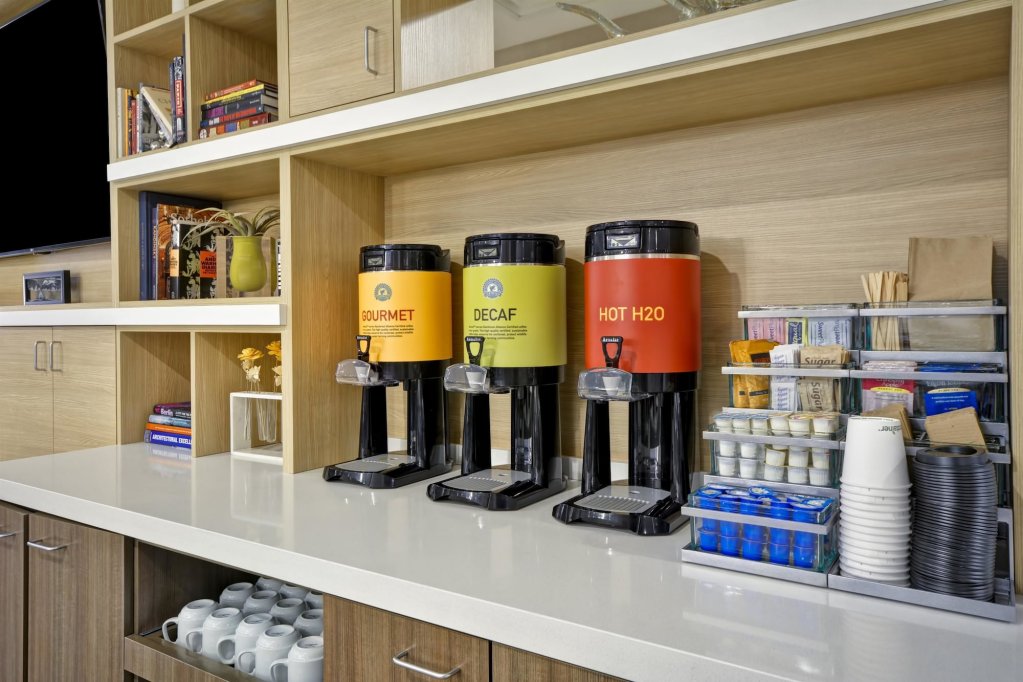 Фото Home2 Suites by Hilton Plano Legacy West