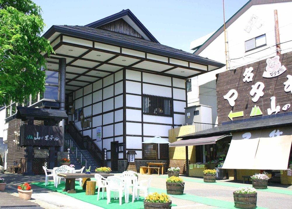 Фото отеля 1