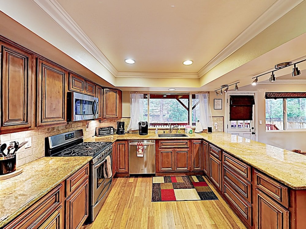 Фото 279 Eureka Drive Home 3 Bedrooms 3 Bathrooms Home