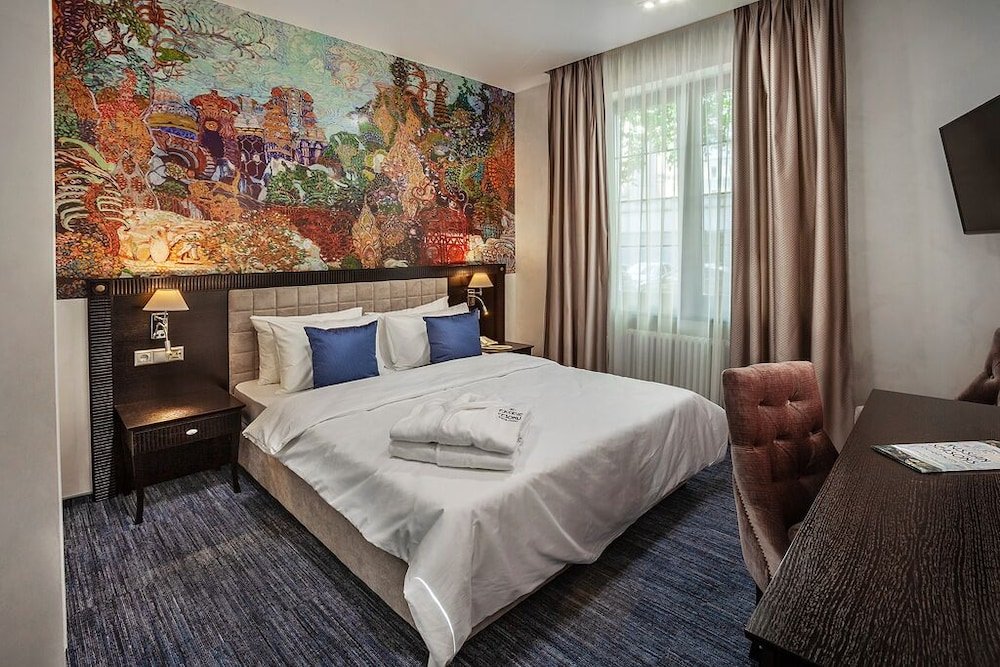 Фото отеля 2