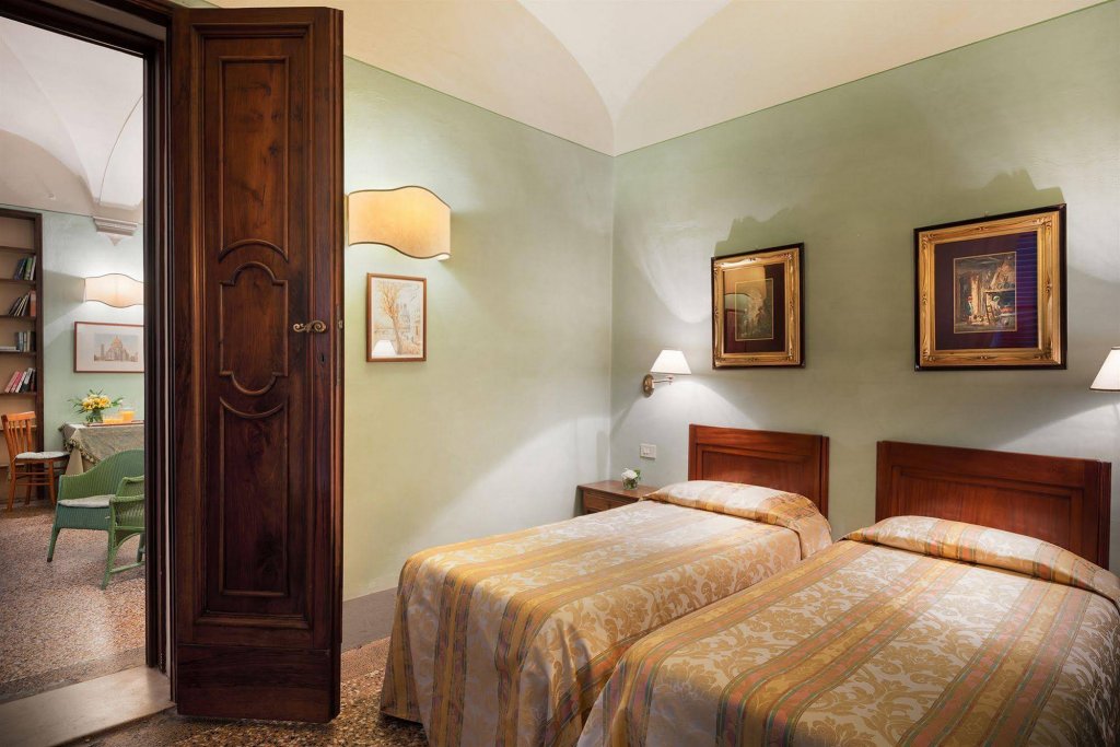 Фото Hotel Palazzo Guadagni