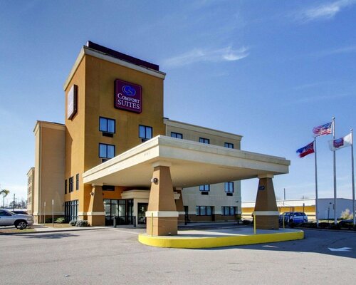 Гостиница Comfort Suites Gulfport в Галфпорте