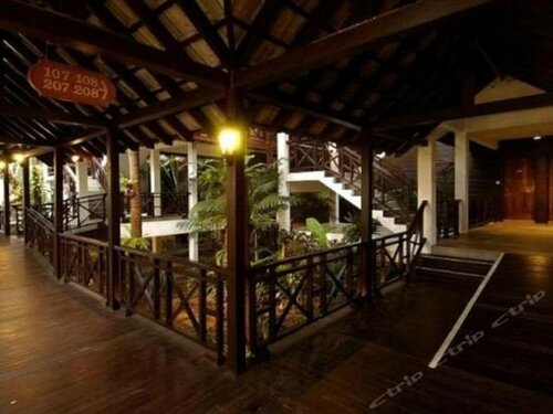 Внешний вид отеля Tiara Labuan Hotel в Бандар-Виктории, фото 5