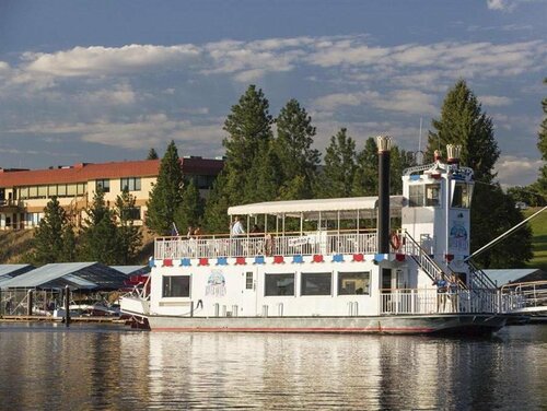 Гостиница Red Lion Hotel Templin's on the River