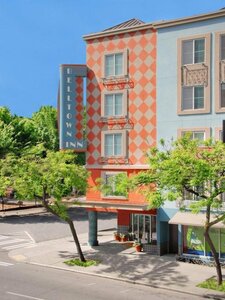 Гостиница The Belltown Inn