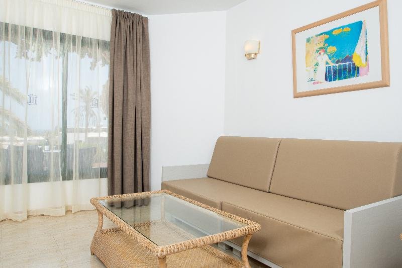 Фото Hl Club Playa Blanca Hotel