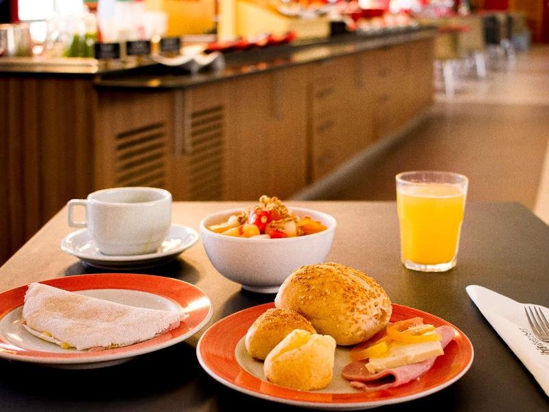 Фото Ibis Fortaleza Praia de Iracema