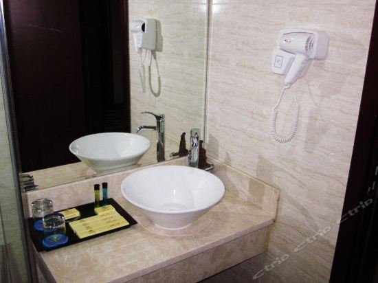 Фото Vienna Hotel Suzhou