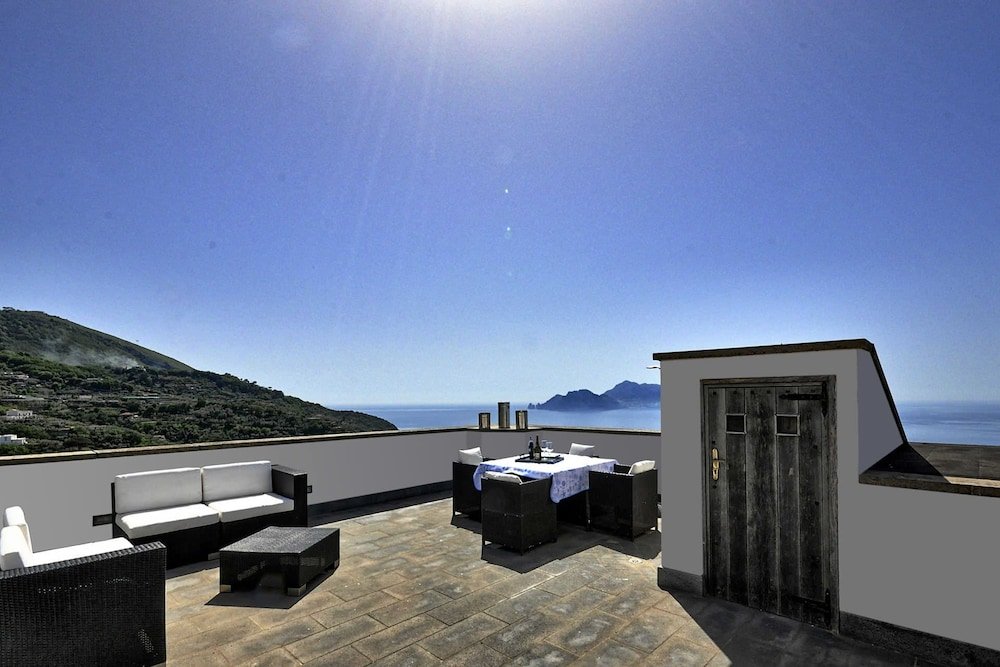 Фото Torre del Saraceno